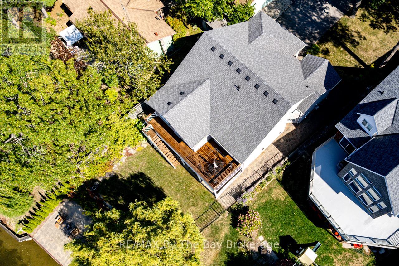 1902 River Road W, Wasaga Beach, Ontario  L9Z 2W2 - Photo 47 - S12837016