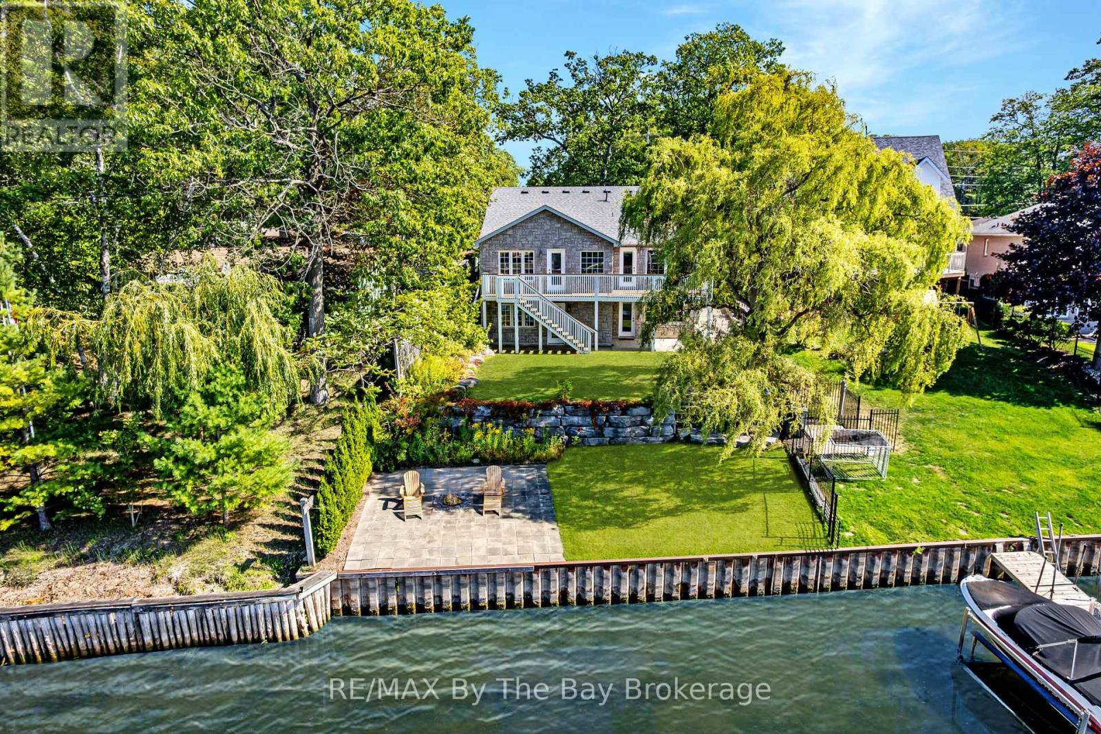 1902 River Road W, Wasaga Beach, Ontario  L9Z 2W2 - Photo 49 - S12837016