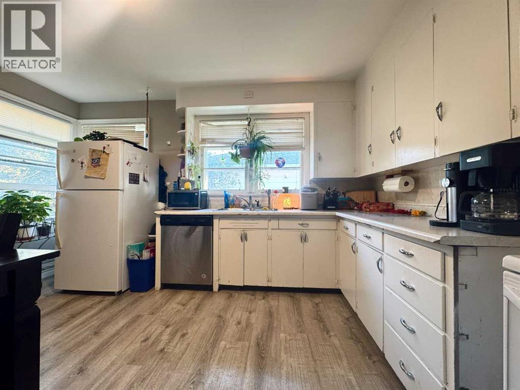 533 23 Street S, Lethbridge, Alberta  T1J 3M9 - Photo 12 - A2258774