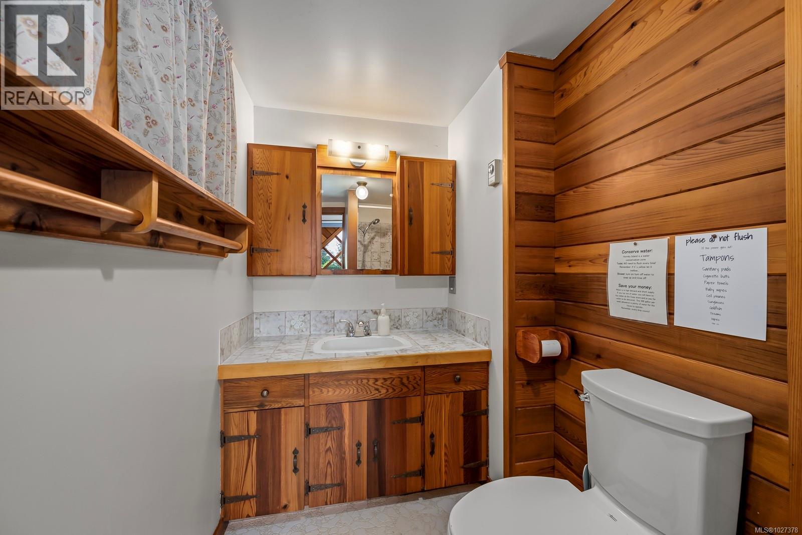 6300 Anderson Dr, Hornby Island, British Columbia  V0R 1Z0 - Photo 16 - 1027378