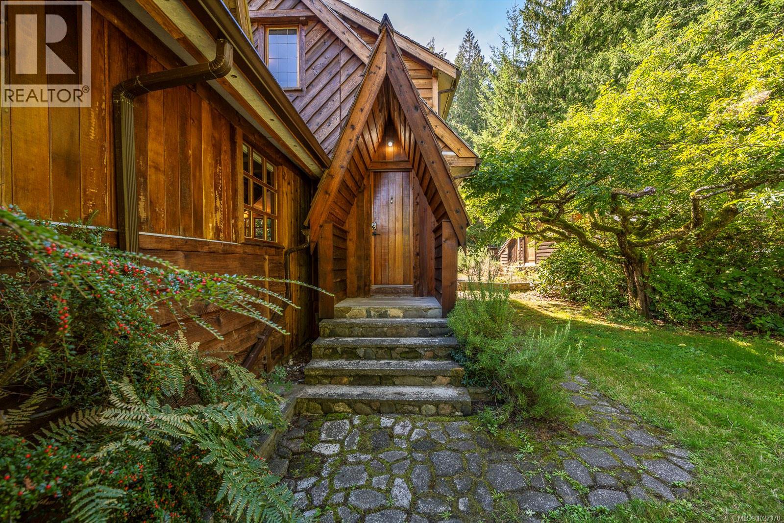 6300 Anderson Dr, Hornby Island, British Columbia  V0R 1Z0 - Photo 2 - 1027378