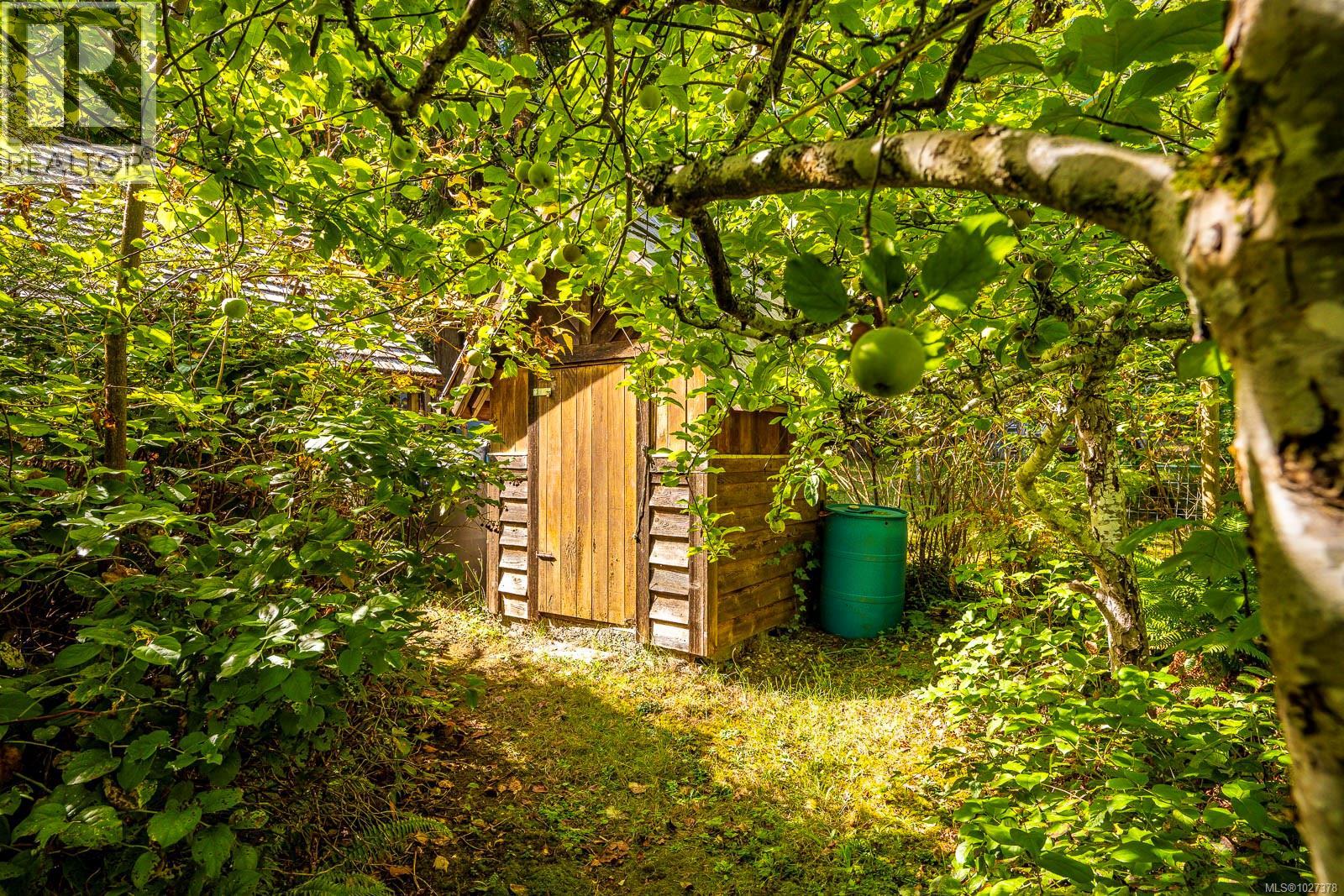 6300 Anderson Dr, Hornby Island, British Columbia  V0R 1Z0 - Photo 43 - 1027378