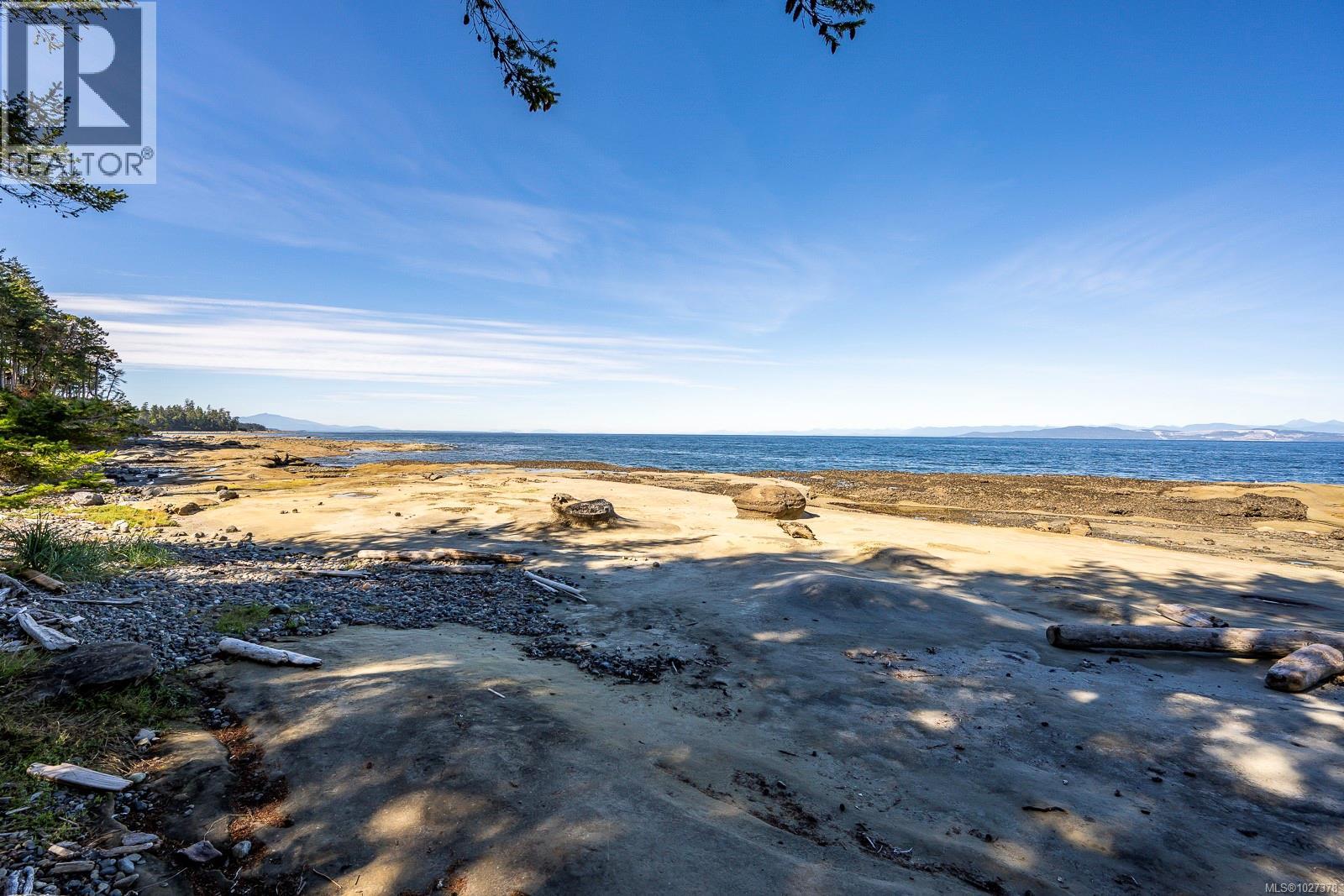 6300 Anderson Dr, Hornby Island, British Columbia  V0R 1Z0 - Photo 50 - 1027378