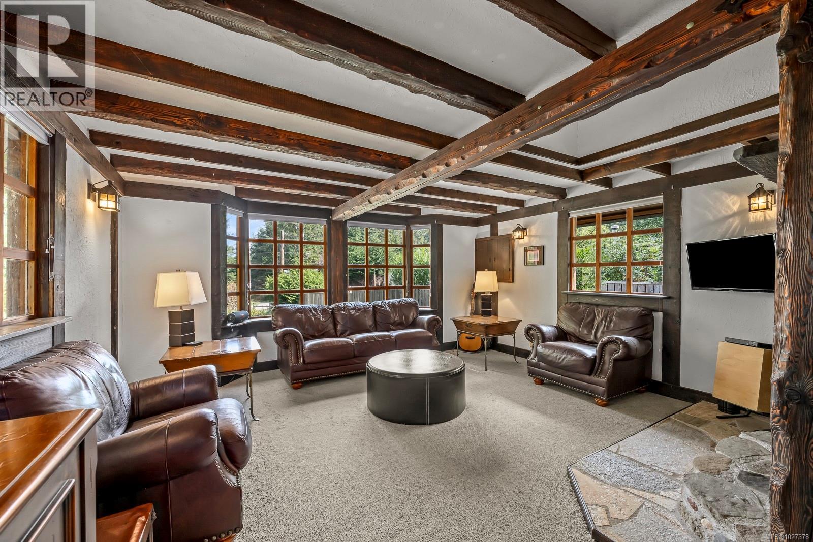 6300 Anderson Dr, Hornby Island, British Columbia  V0R 1Z0 - Photo 8 - 1027378