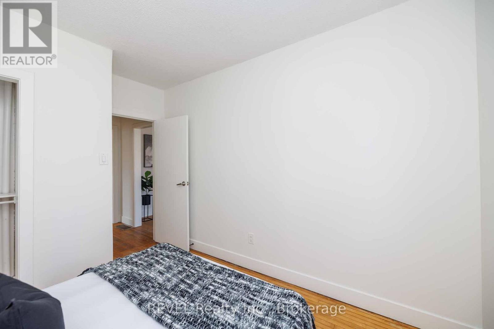 9 Colborne Street, Thorold, Ontario  L2V 3P6 - Photo 14 - X12837004