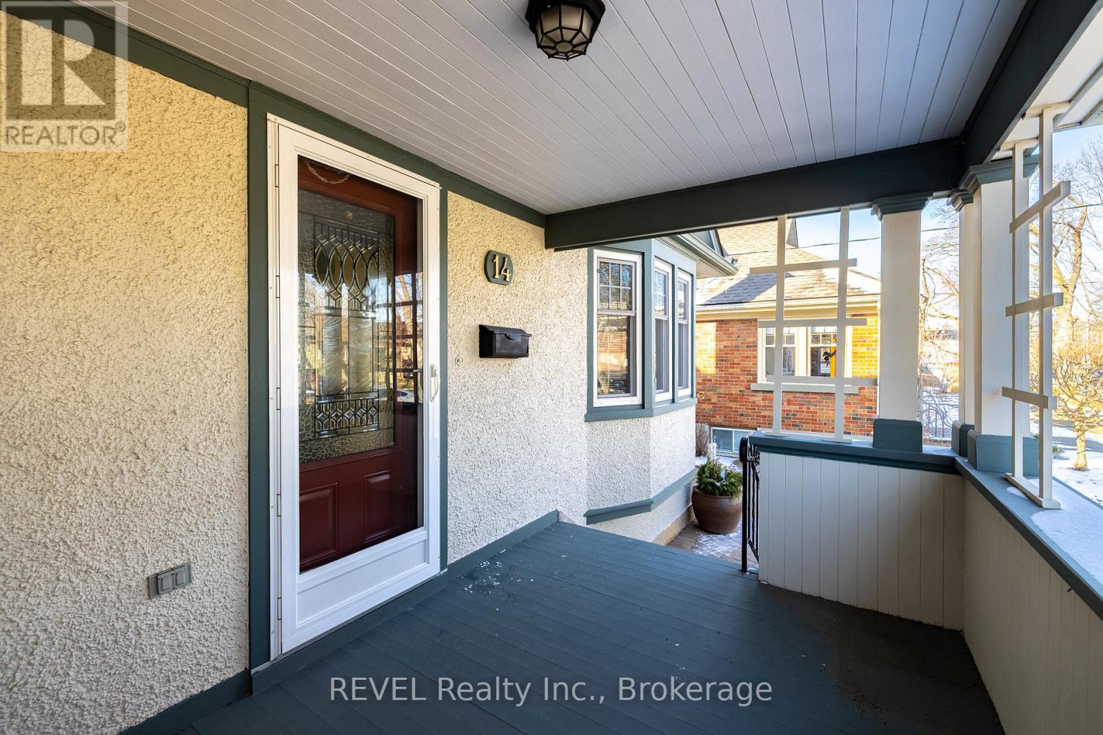 14 Junkin Street, St. Catharines, Ontario  L2R 1N3 - Photo 3 - X12837026