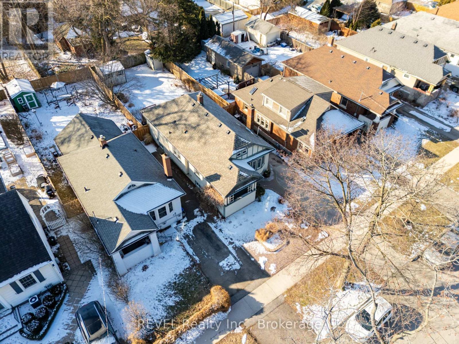 14 Junkin Street, St. Catharines, Ontario  L2R 1N3 - Photo 39 - X12837026