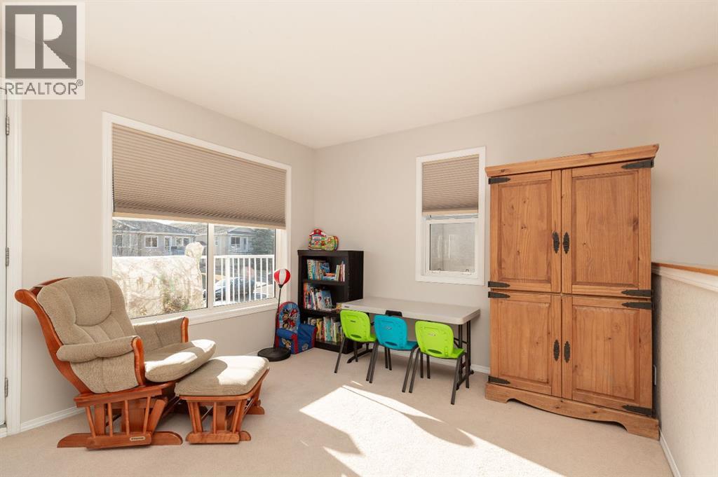 3, 11 Highlands Place W, Lethbridge, Alberta  T1J 4X8 - Photo 4 - A2290076