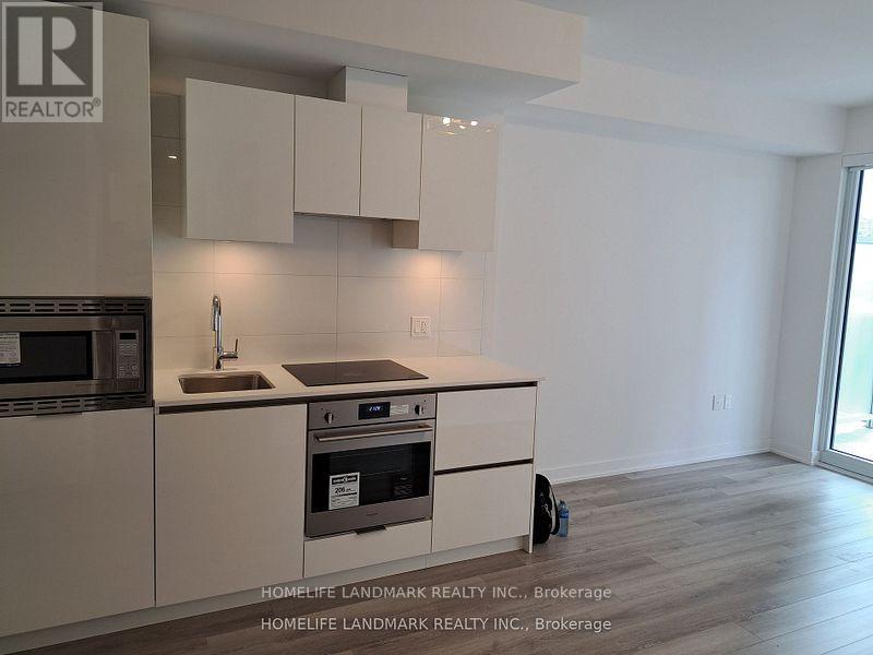 1027 - 230 Simcoe Street, Toronto, Ontario  M5T 0G7 - Photo 5 - C12837054