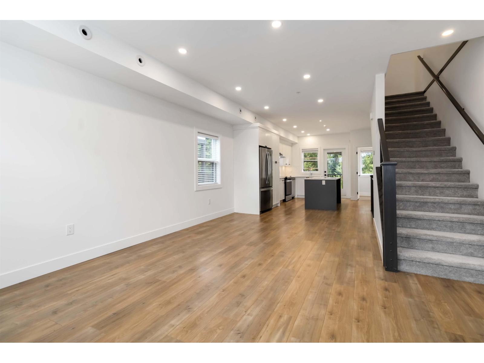 10 32970 Tunbridge Avenue, Mission, British Columbia  V2V 6X9 - Photo 10 - R3095193