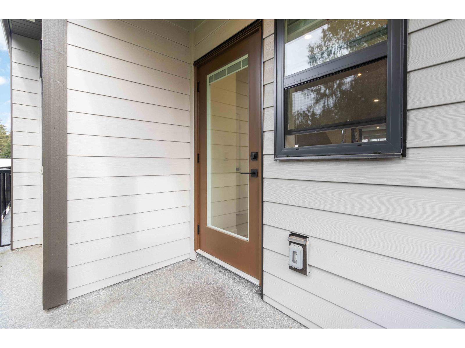 10 32970 Tunbridge Avenue, Mission, British Columbia  V2V 6X9 - Photo 2 - R3095193