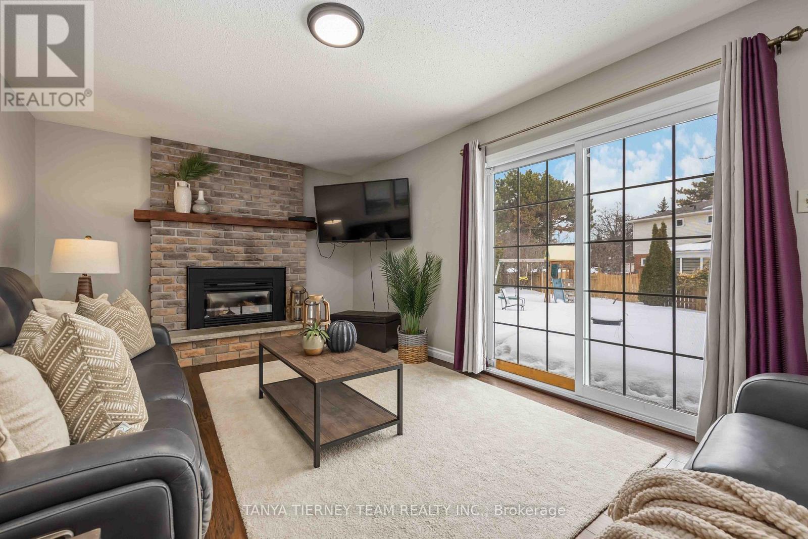 5 Jansen Court, Whitby, Ontario  L1N 6V4 - Photo 11 - E12836996