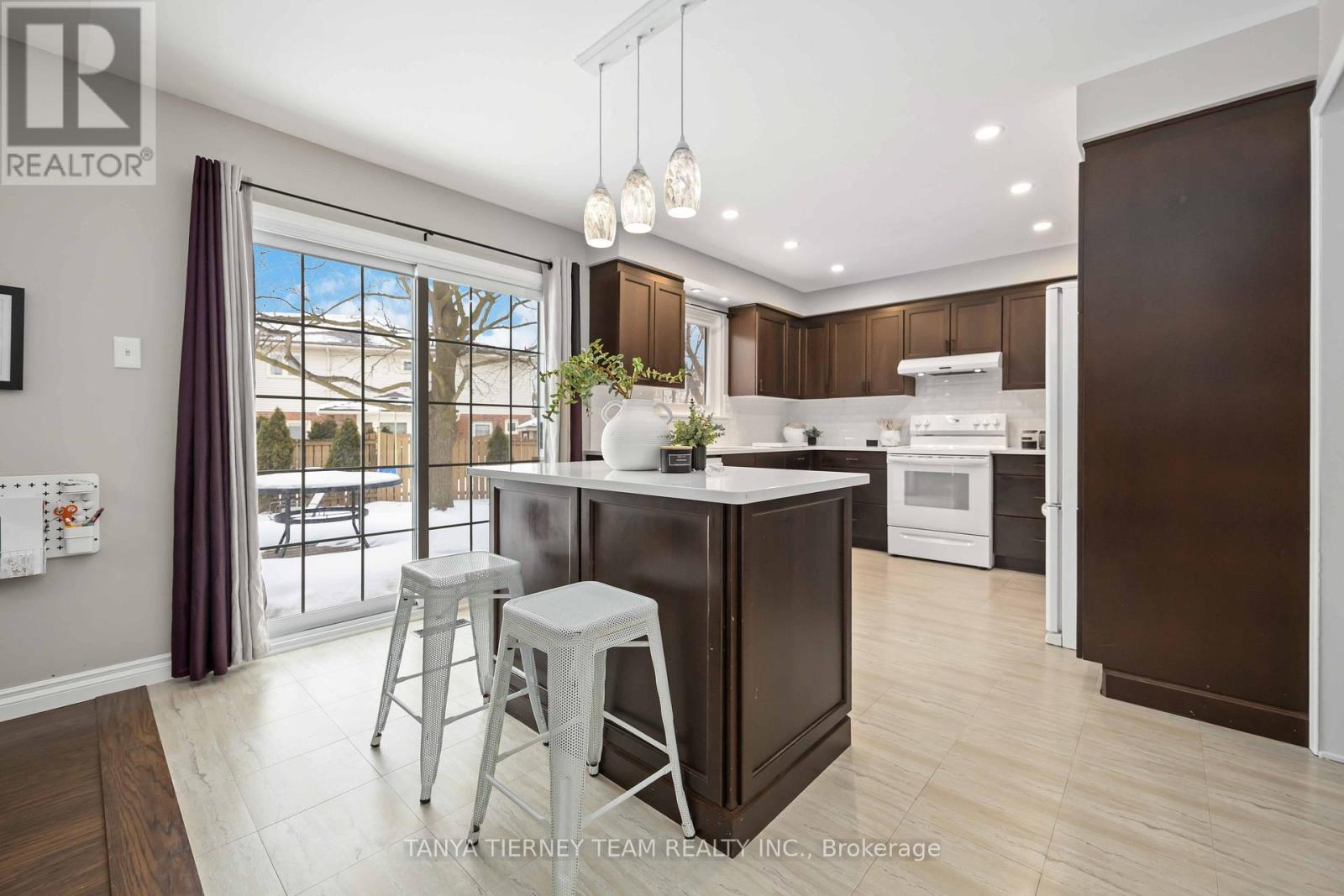 5 Jansen Court, Whitby, Ontario  L1N 6V4 - Photo 18 - E12836996