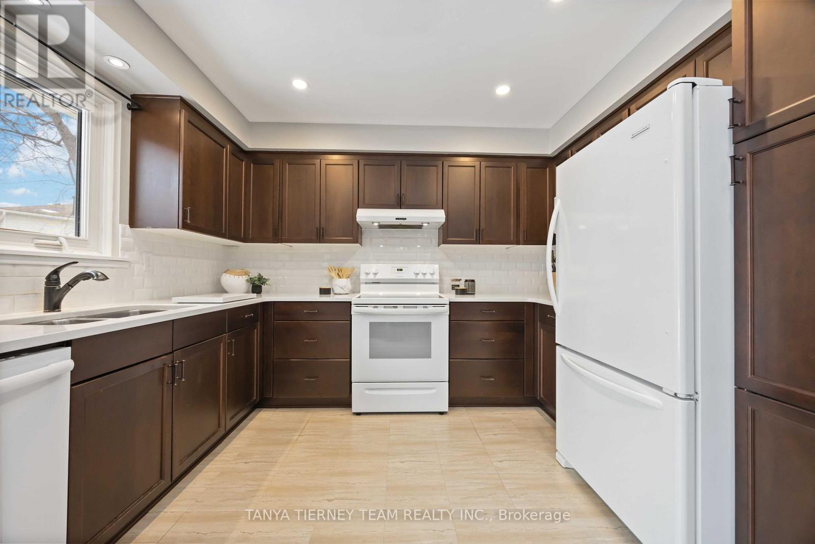 5 Jansen Court, Whitby, Ontario  L1N 6V4 - Photo 23 - E12836996