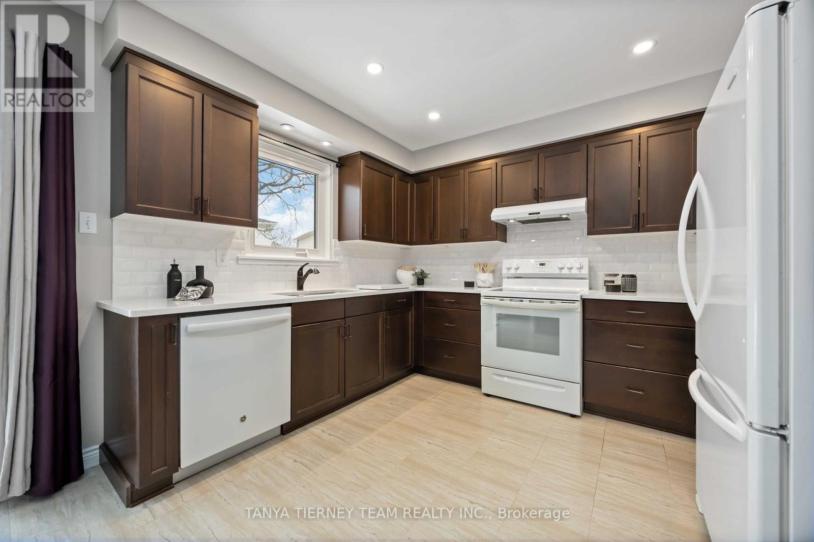 5 Jansen Court, Whitby, Ontario  L1N 6V4 - Photo 24 - E12836996