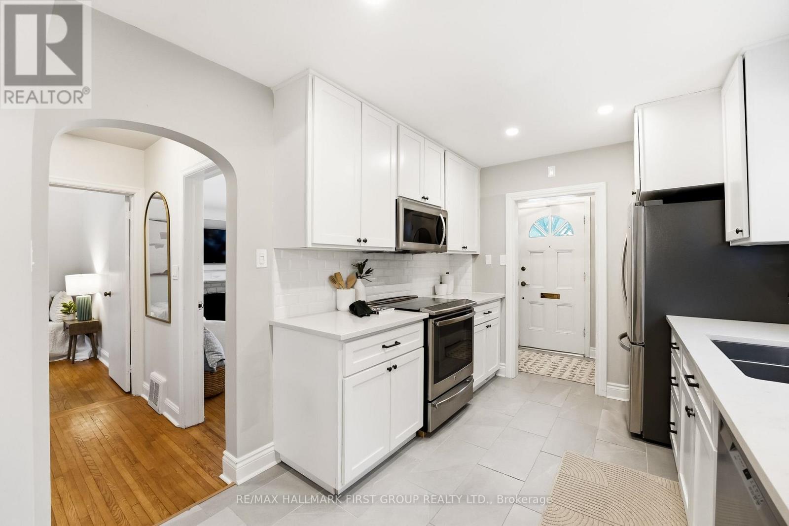 98 Sutherland Avenue, Oshawa, Ontario  L1G 2G5 - Photo 13 - E12837020