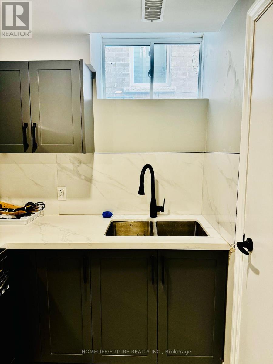 Bsmt - 1121 Cameo Street, Pickering, Ontario  L1X 0L7 - Photo 22 - E12837048