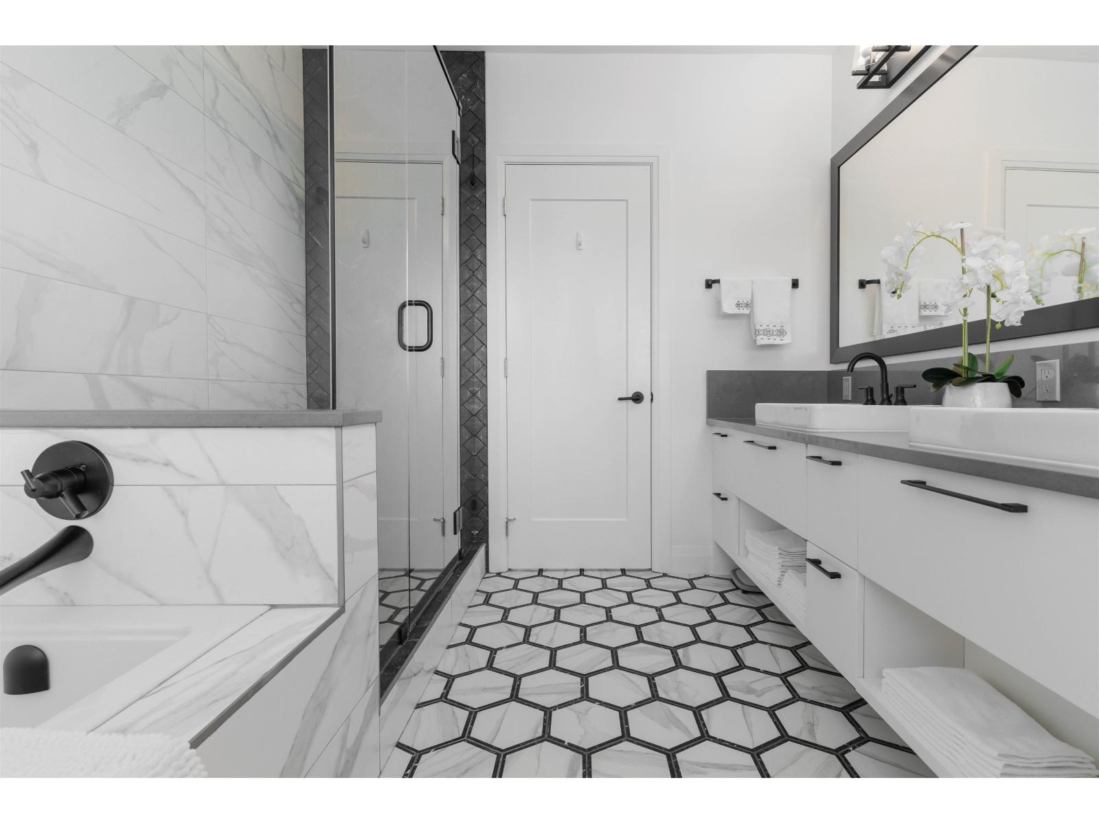 1912 Laronde Drive, Surrey, British Columbia  V4A 9M9 - Photo 20 - R3094580