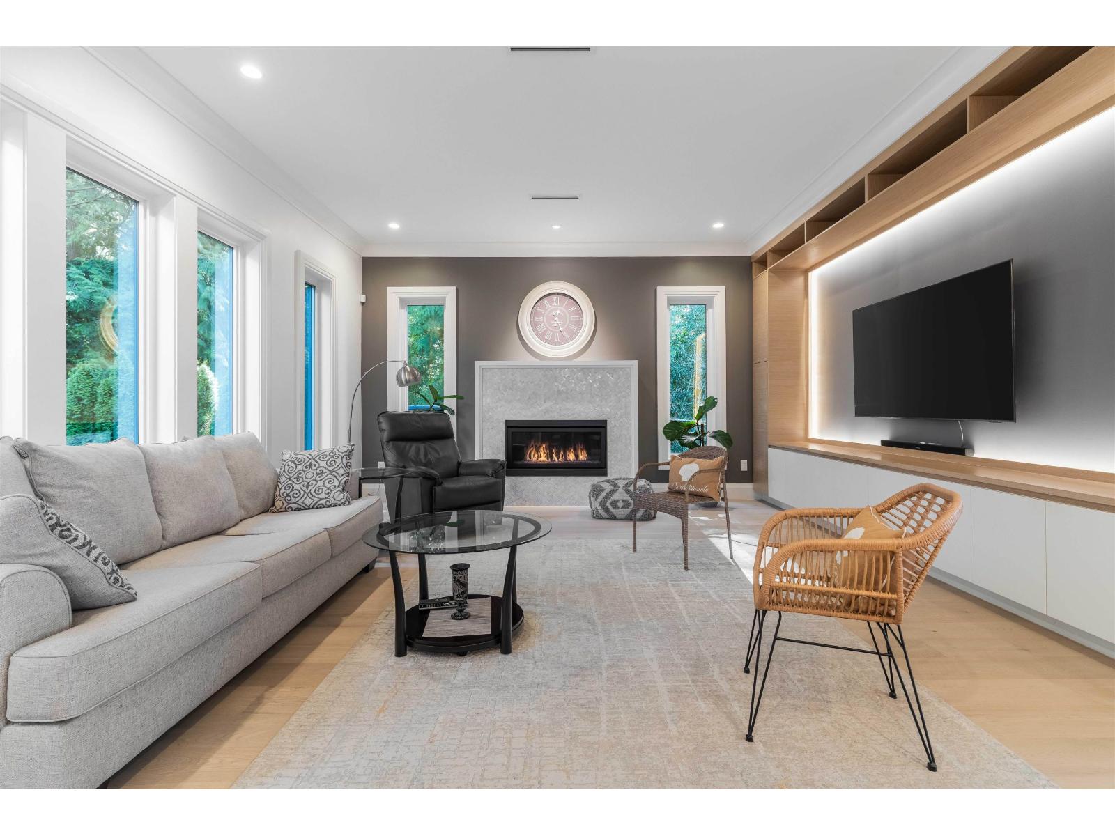 1912 Laronde Drive, Surrey, British Columbia  V4A 9M9 - Photo 8 - R3094580