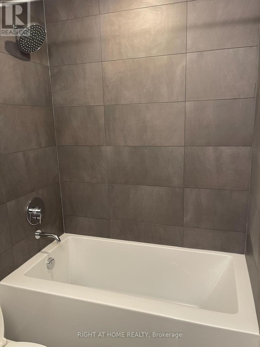 3805 - 7890 Jane Street W, Vaughan, Ontario  L4K 0K9 - Photo 8 - N12837002