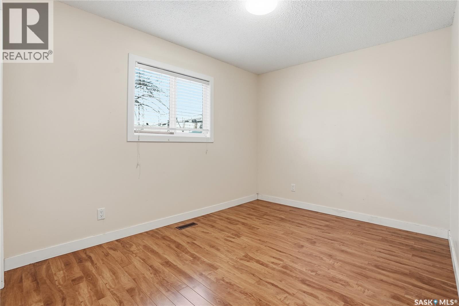 313 Q Avenue S, Saskatoon, Saskatchewan  S7M 2Y2 - Photo 12 - SK029558