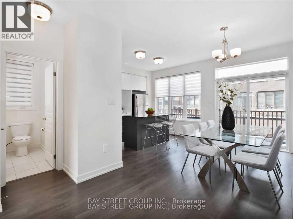 3186 Mintwood Circle, Oakville, Ontario  L6H 0P1 - Photo 14 - W12836978