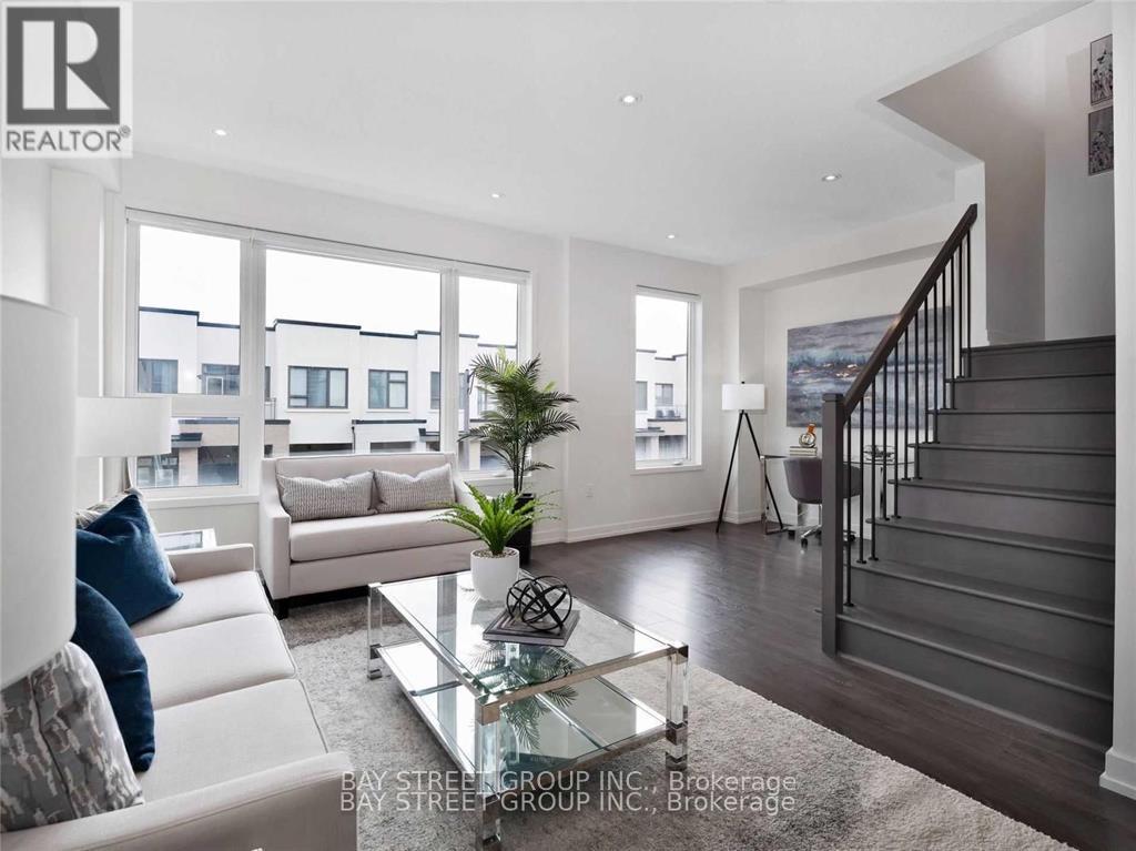 3186 Mintwood Circle, Oakville, Ontario  L6H 0P1 - Photo 17 - W12836978