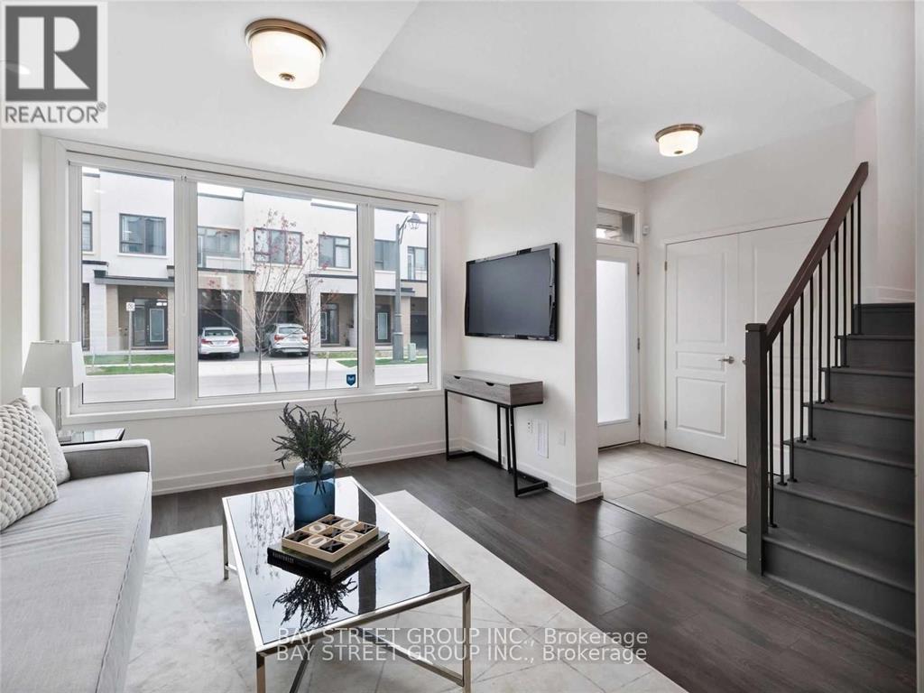 3186 Mintwood Circle, Oakville, Ontario  L6H 0P1 - Photo 22 - W12836978