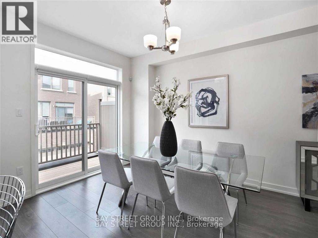 3186 Mintwood Circle, Oakville, Ontario  L6H 0P1 - Photo 9 - W12836978