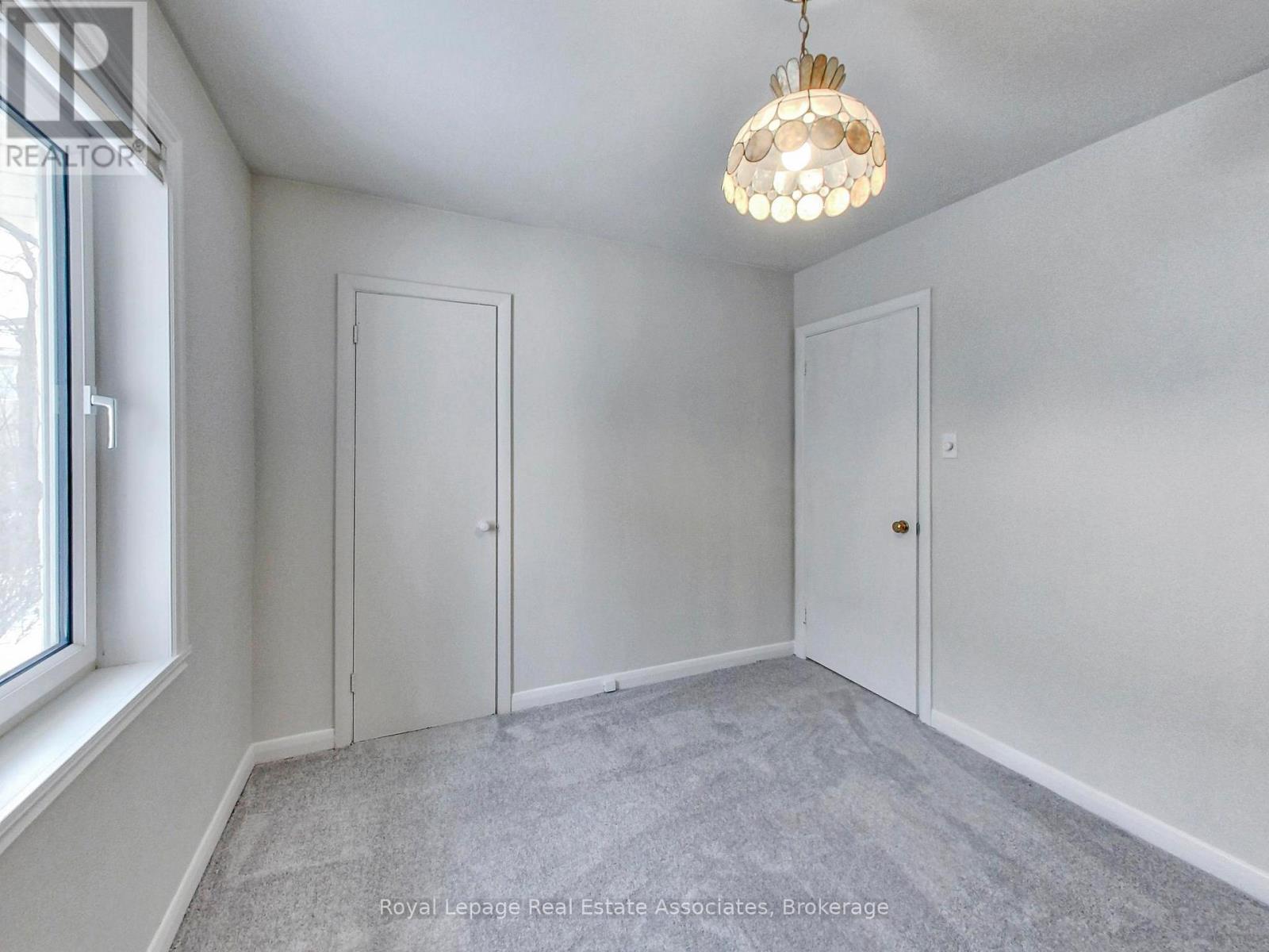 9 Beaverbrook Avenue, Toronto, Ontario  M9B 2M8 - Photo 24 - W12836982