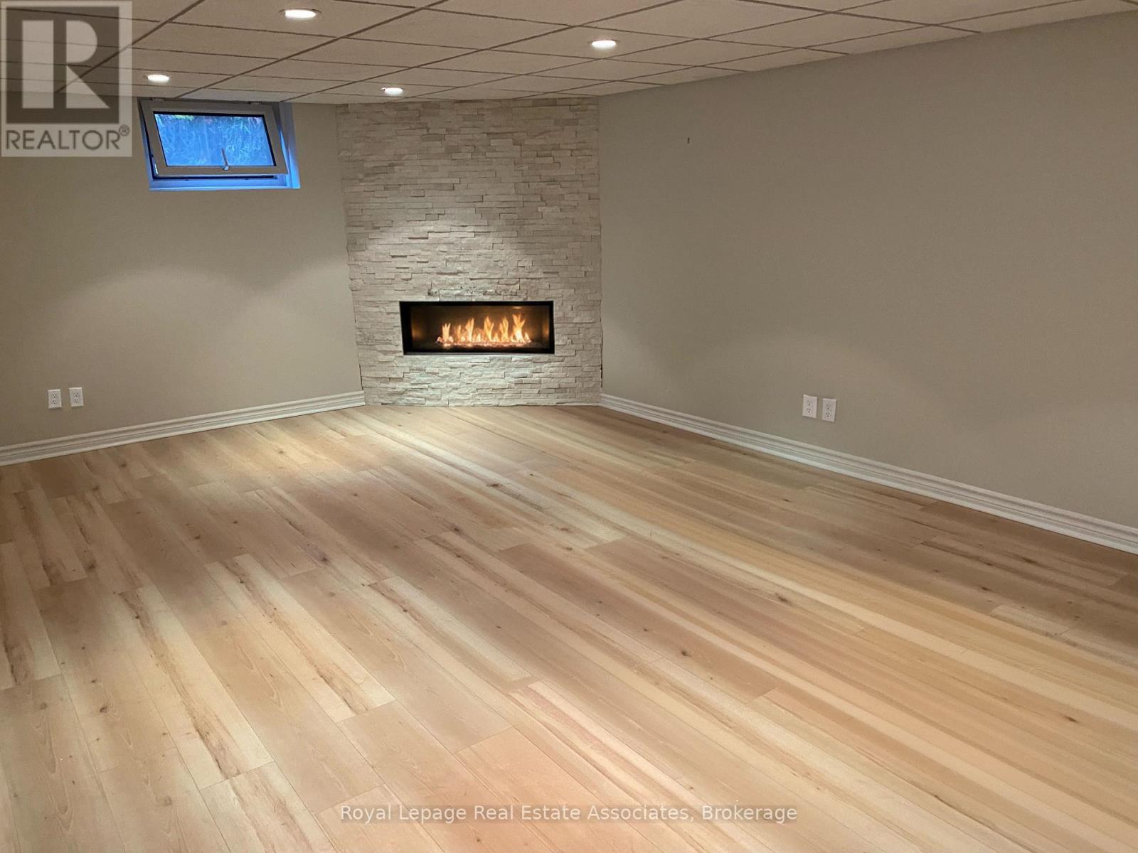 9 Beaverbrook Avenue, Toronto, Ontario  M9B 2M8 - Photo 30 - W12836982