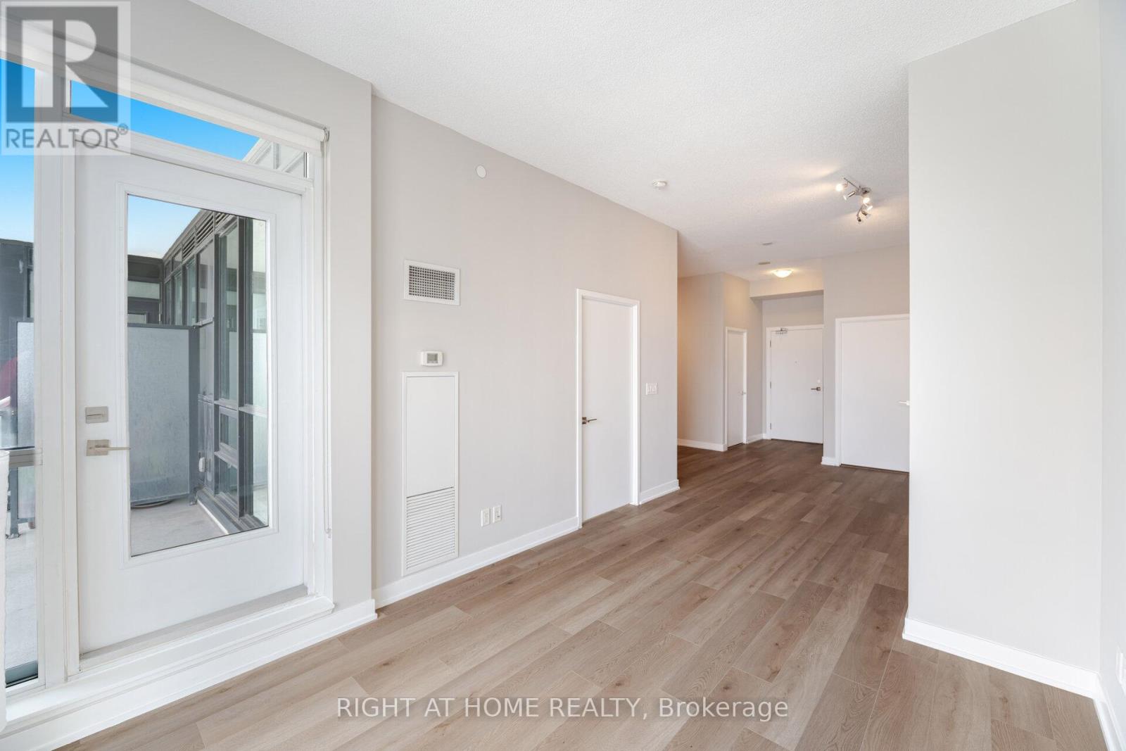 715 - 4011 Brickstone Mews, Mississauga, Ontario  L5B 0J7 - Photo 13 - W12836994