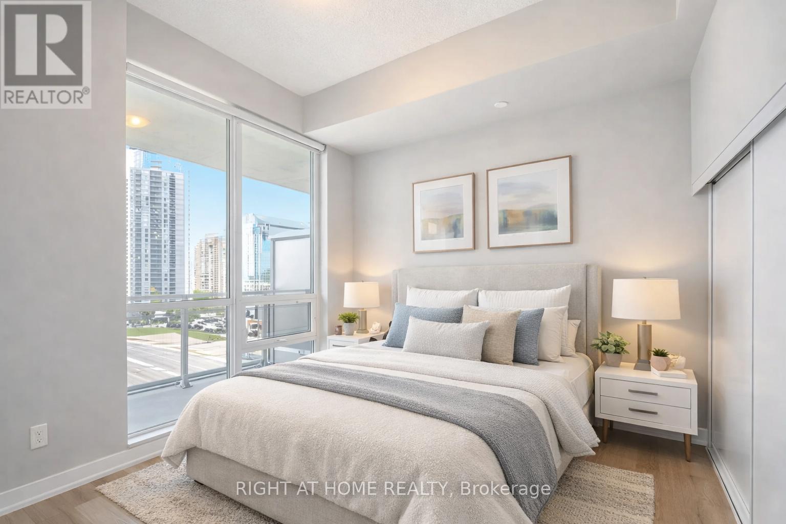 715 - 4011 Brickstone Mews, Mississauga, Ontario  L5B 0J7 - Photo 2 - W12836994