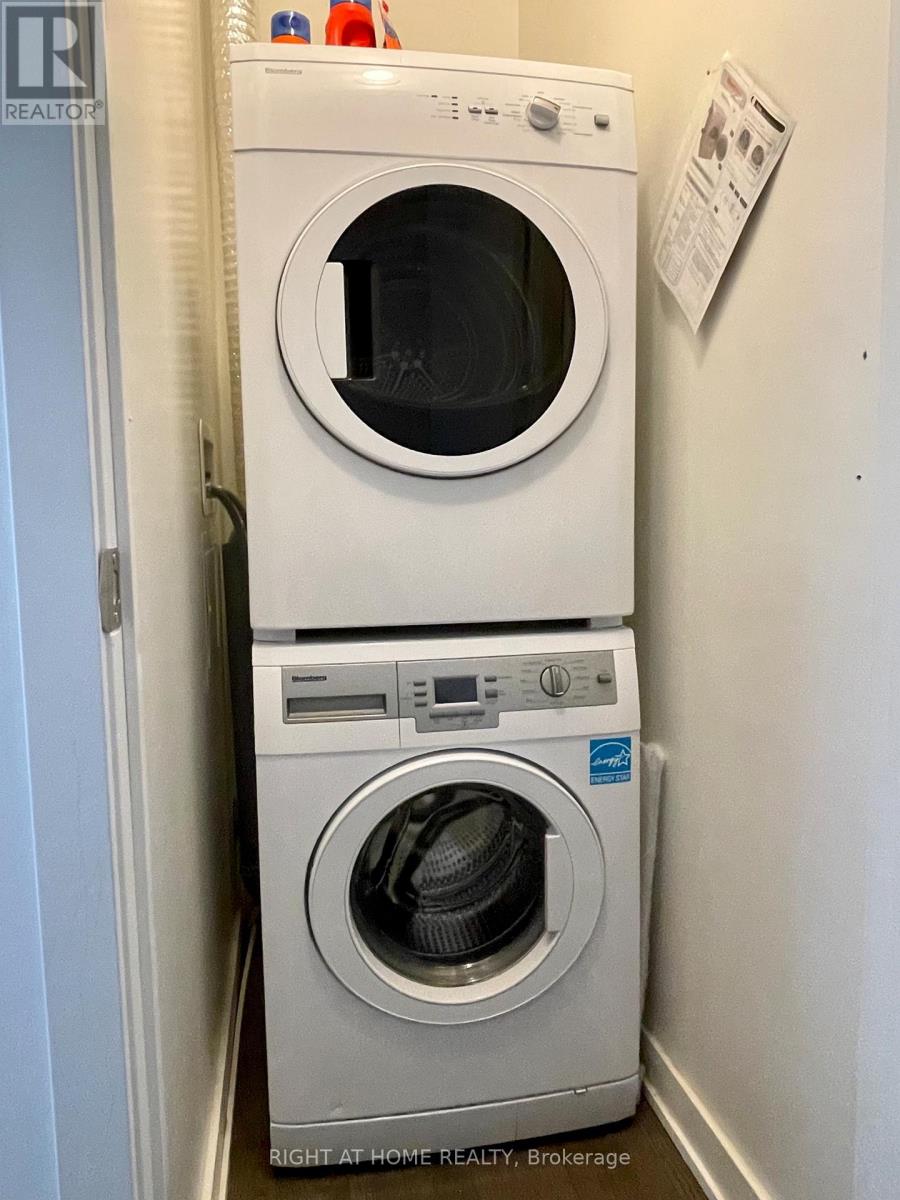 702 - 1990 Bloor Street W, Toronto, Ontario  M6P 0B6 - Photo 14 - W12837018