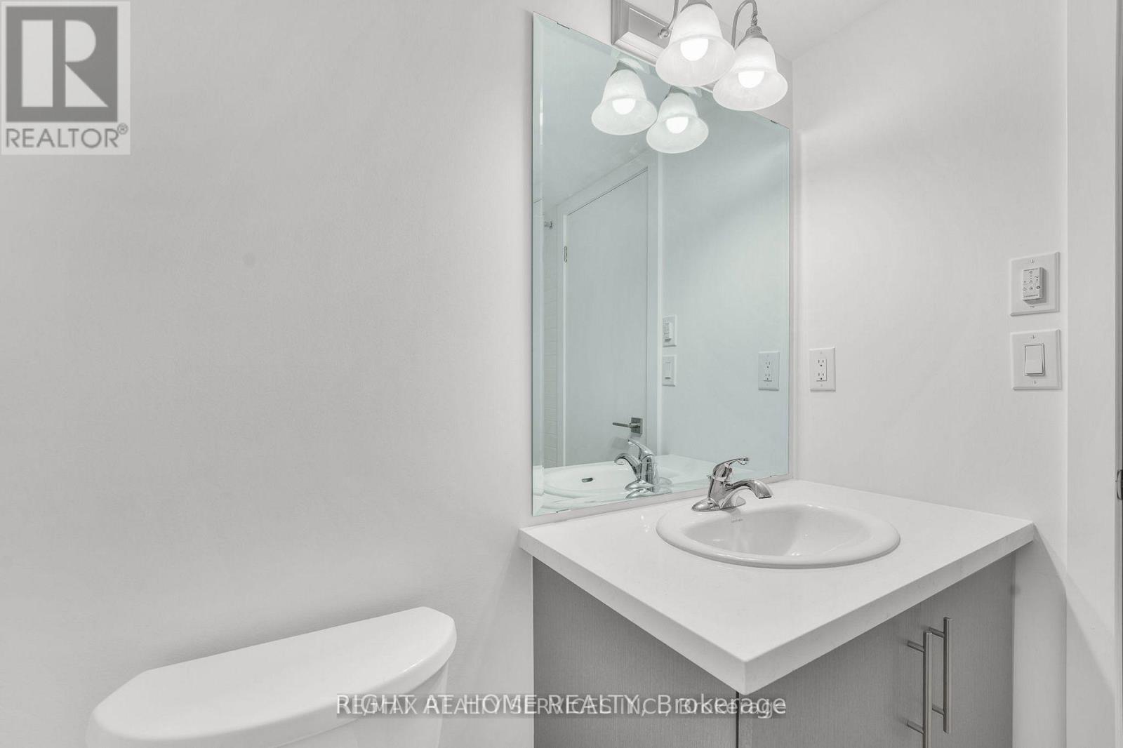 1 - 165 Veterans Drive, Brampton, Ontario  L7A 5L2 - Photo 10 - W12837028