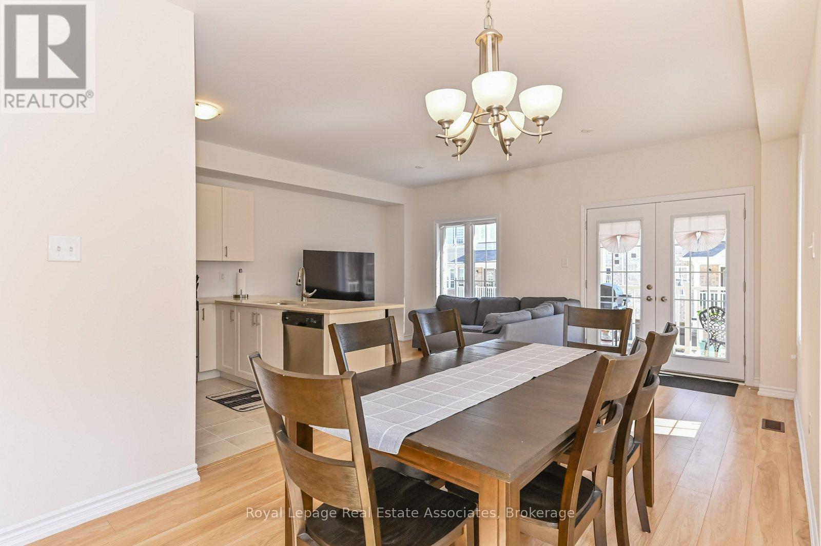 26 - 88 Decorso Drive, Guelph, Ontario  N1L 0A1 - Photo 3 - X12837006