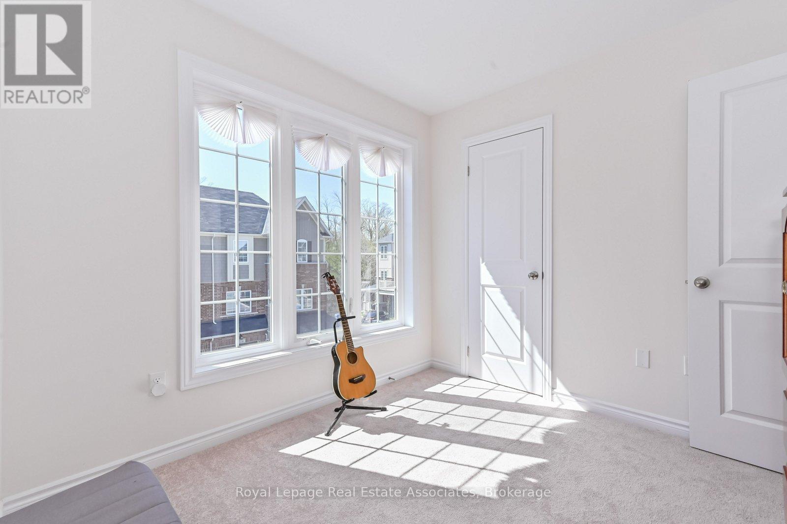 26 - 88 Decorso Drive, Guelph, Ontario  N1L 0A1 - Photo 9 - X12837006