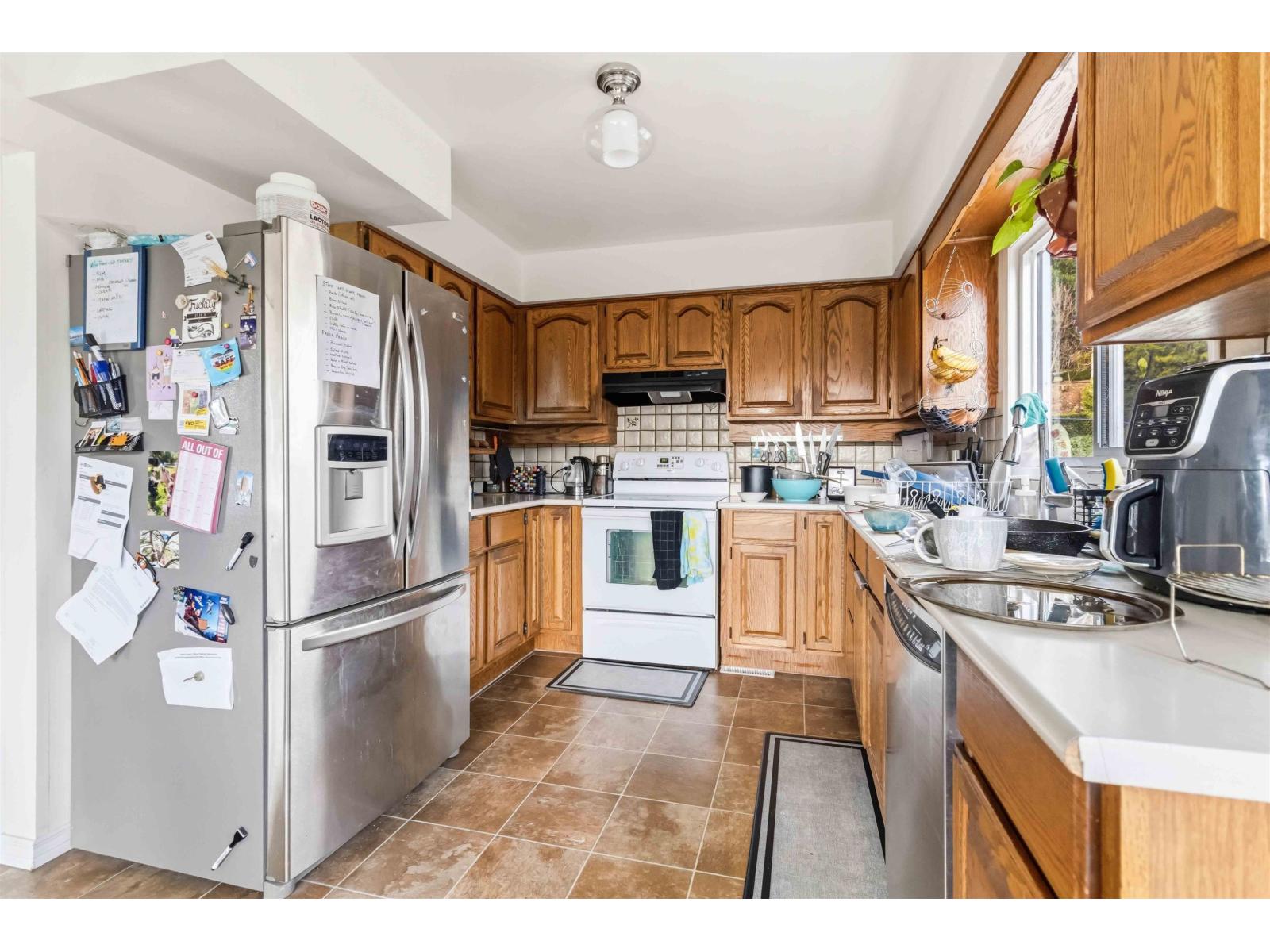 10005 Kenswood Drive, Little Mountain, Chilliwack, British Columbia  V2P 7N5 - Photo 11 - R3094773