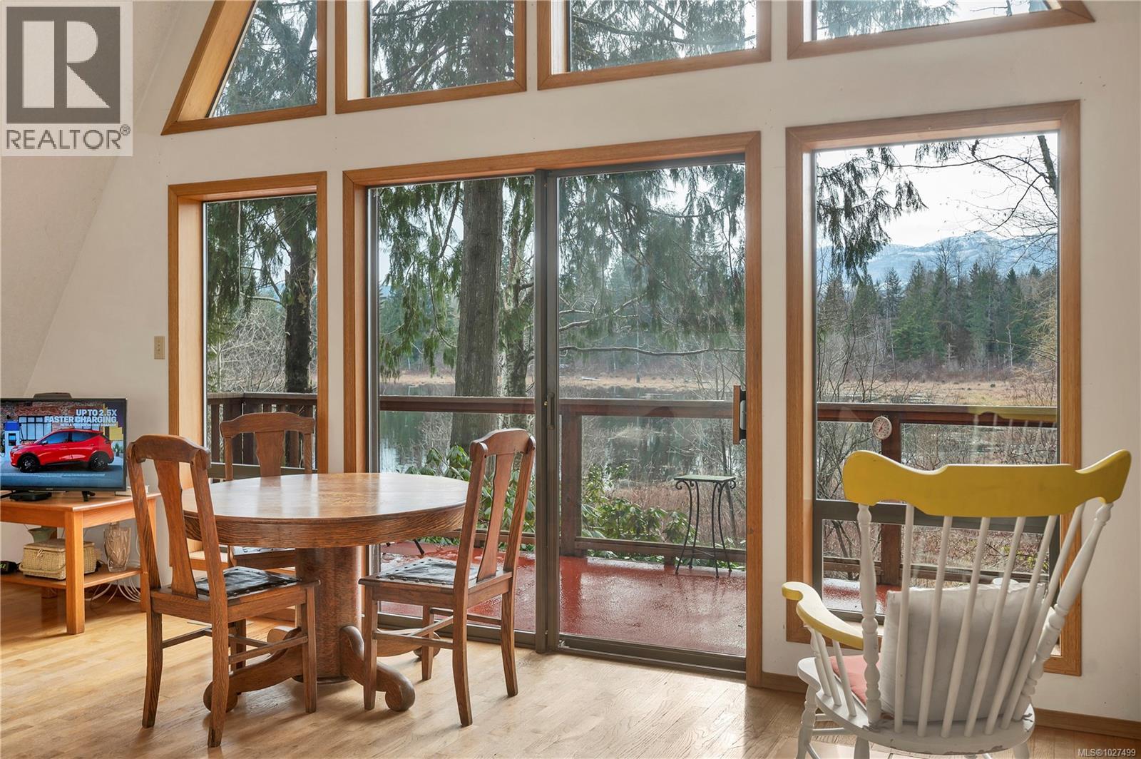 4324 Macaulay Rd, Black Creek, British Columbia  V9J 1E2 - Photo 10 - 1027499