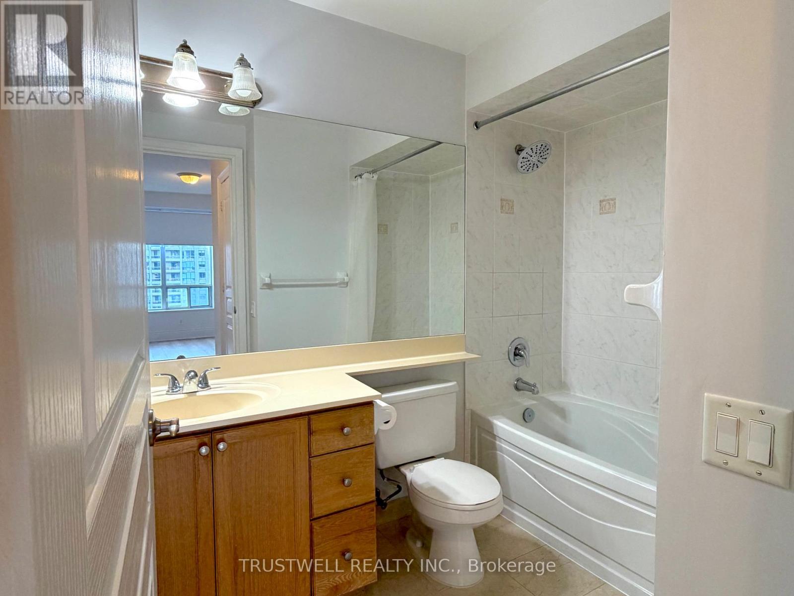 804 - 8 Mckee Avenue, Toronto, Ontario  M2N 7E5 - Photo 14 - C12683184