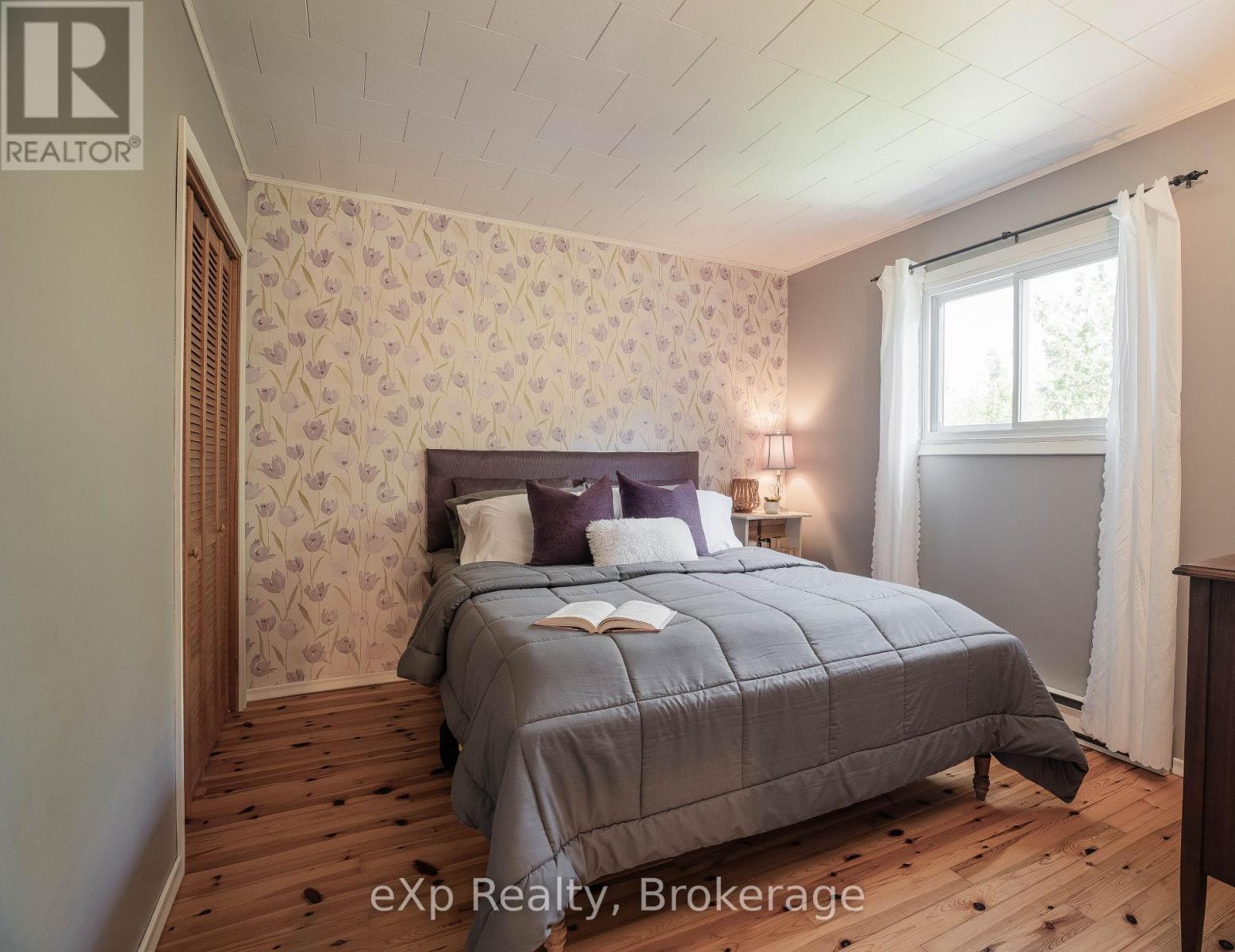 245 Whiskey Harb Road, Northern Bruce Peninsula, Ontario  N0H 2T0 - Photo 19 - X12837084