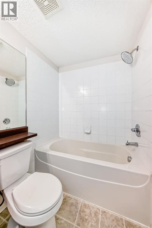 4425, 10 Prestwick Bay Se, Calgary, Alberta  T2Z 0B4 - Photo 28 - A2289388