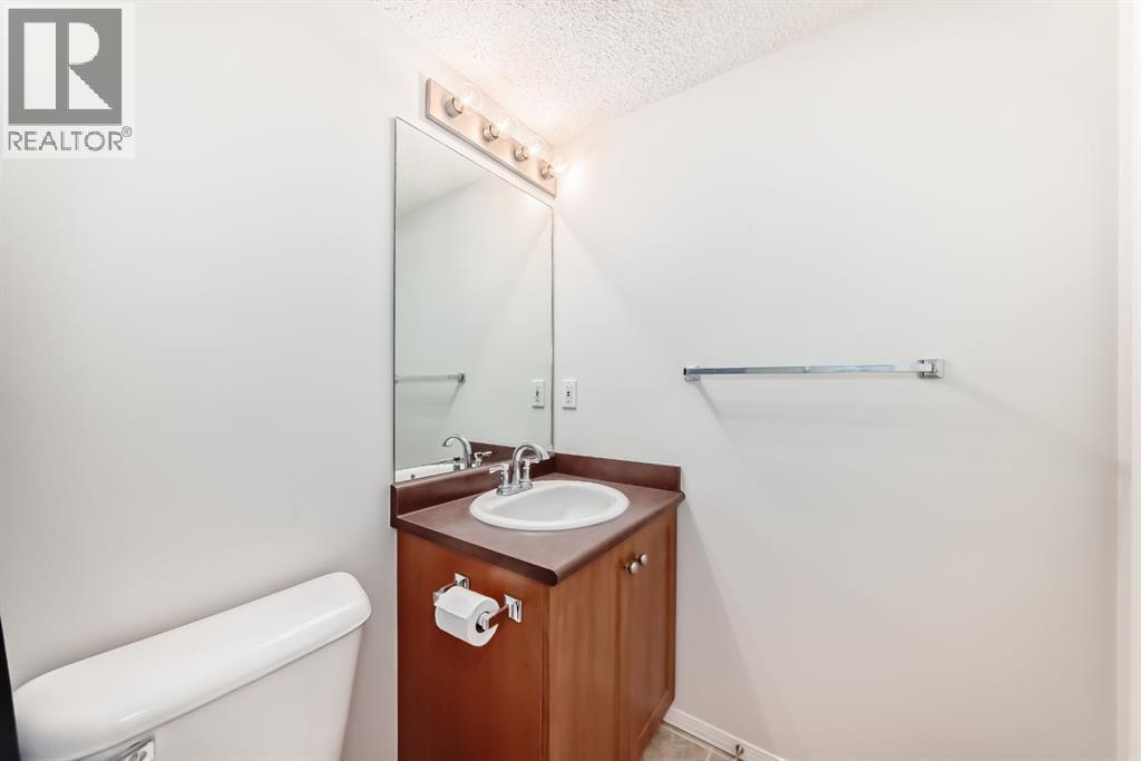 4425, 10 Prestwick Bay Se, Calgary, Alberta  T2Z 0B4 - Photo 34 - A2289388