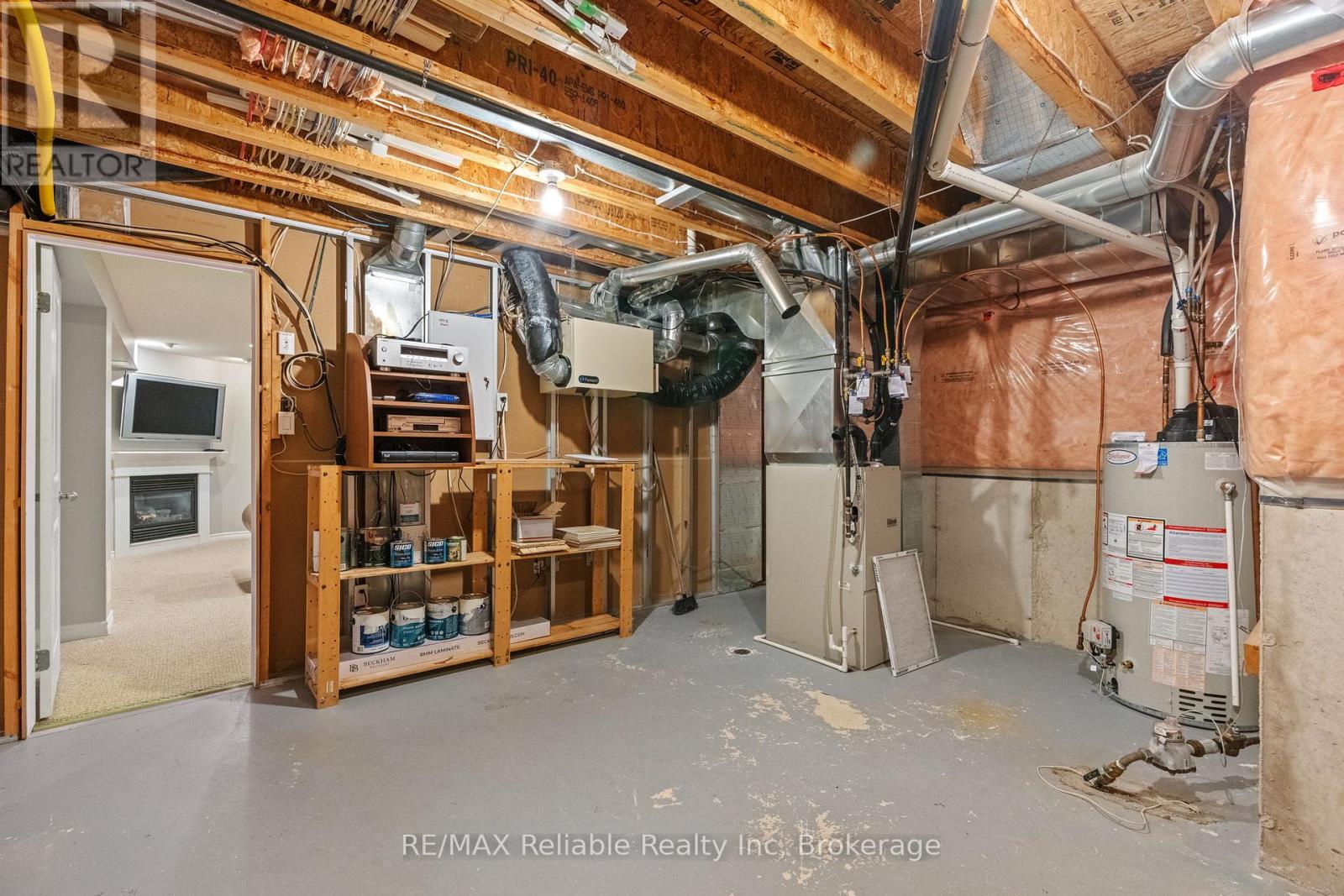 11 Oakwood Links Lane, South Huron, Ontario  N0M 1T0 - Photo 39 - X12834338