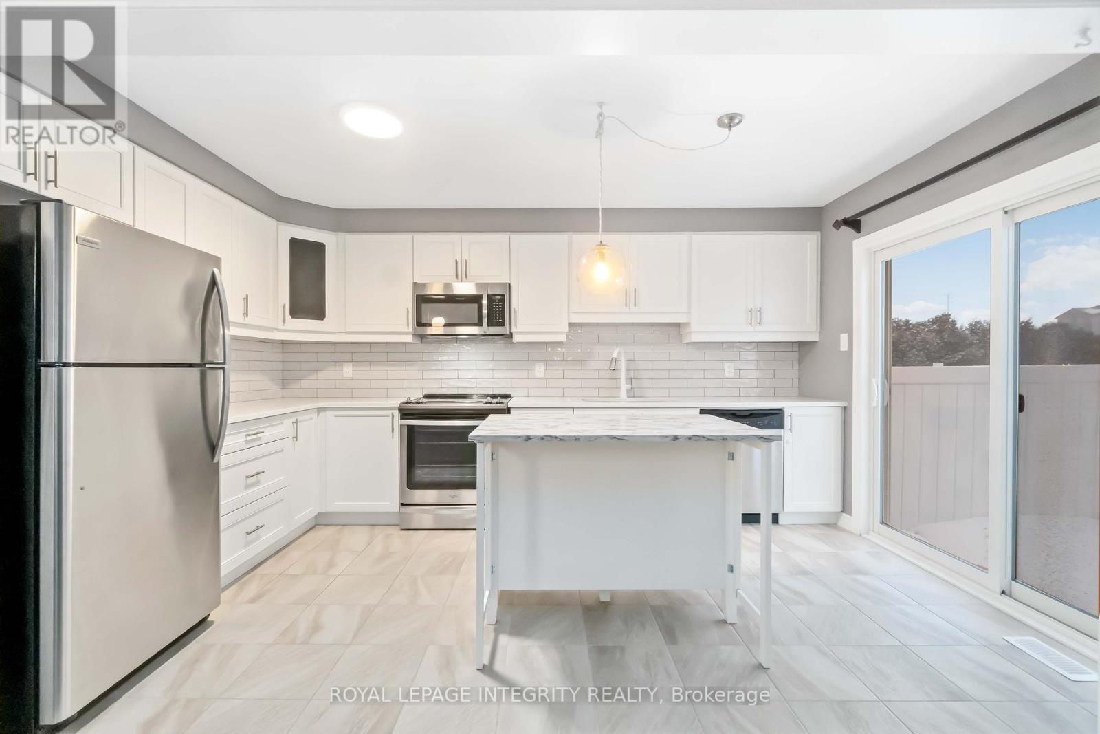 271 Willow Aster Circle, Ottawa, Ontario  K4A 1C5 - Photo 6 - X12837082