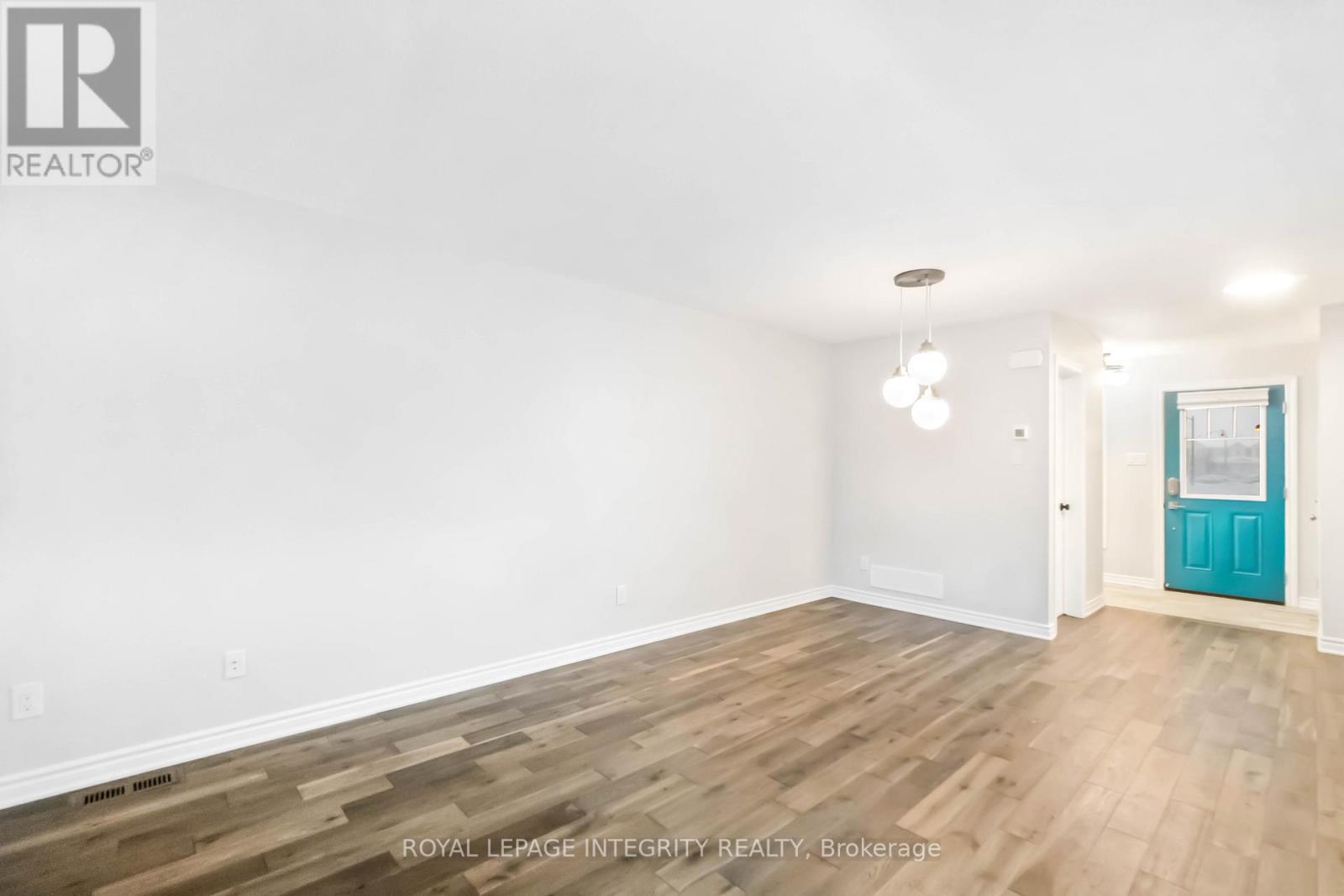 271 Willow Aster Circle, Ottawa, Ontario  K4A 1C5 - Photo 8 - X12837082