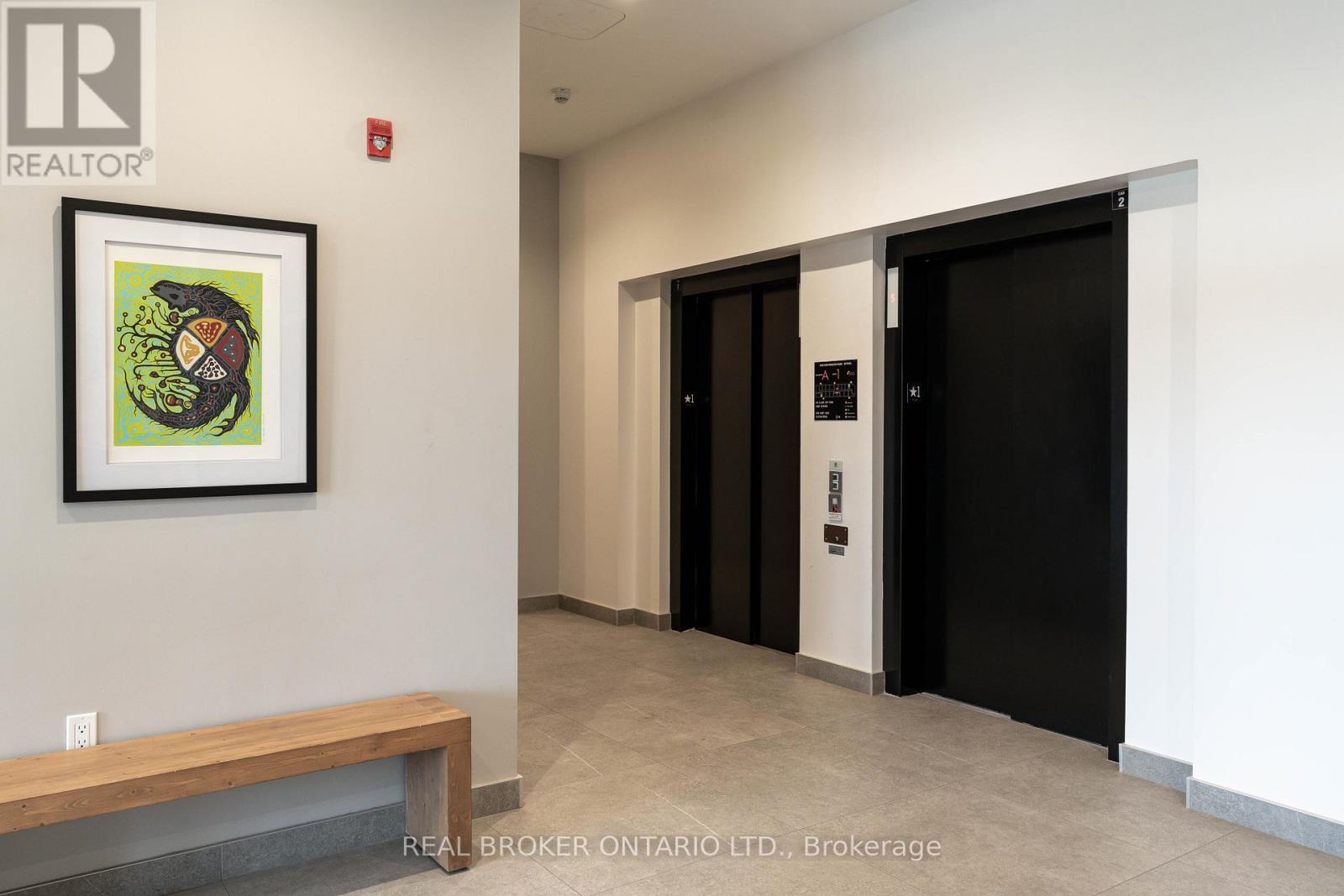 219 - 1350 Hemlock Street, Ottawa, Ontario  K1K 5C2 - Photo 3 - X12837094