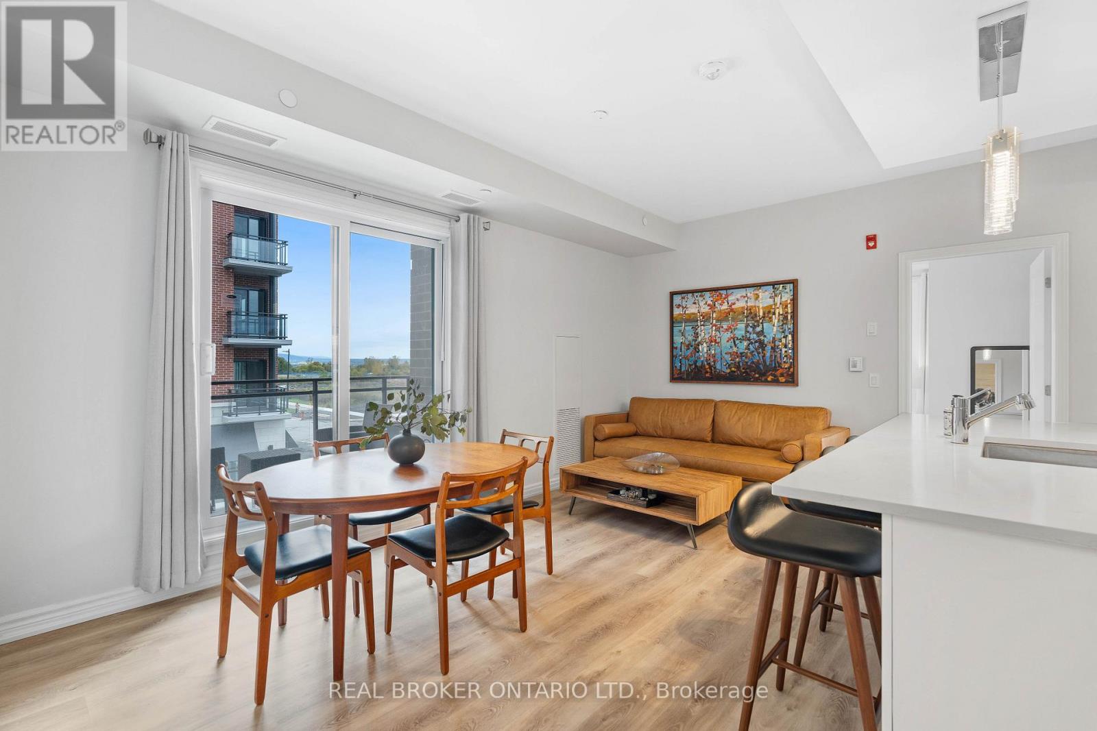 219 - 1350 Hemlock Street, Ottawa, Ontario  K1K 5C2 - Photo 6 - X12837094