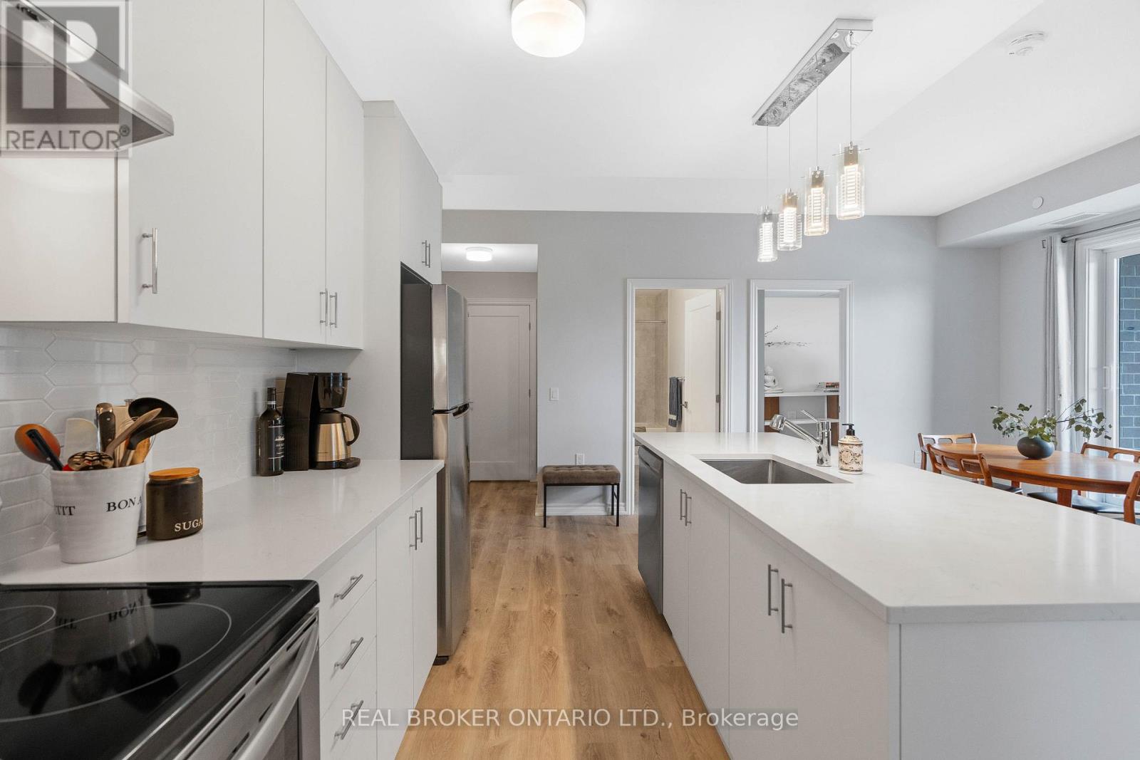 219 - 1350 Hemlock Street, Ottawa, Ontario  K1K 5C2 - Photo 9 - X12837094