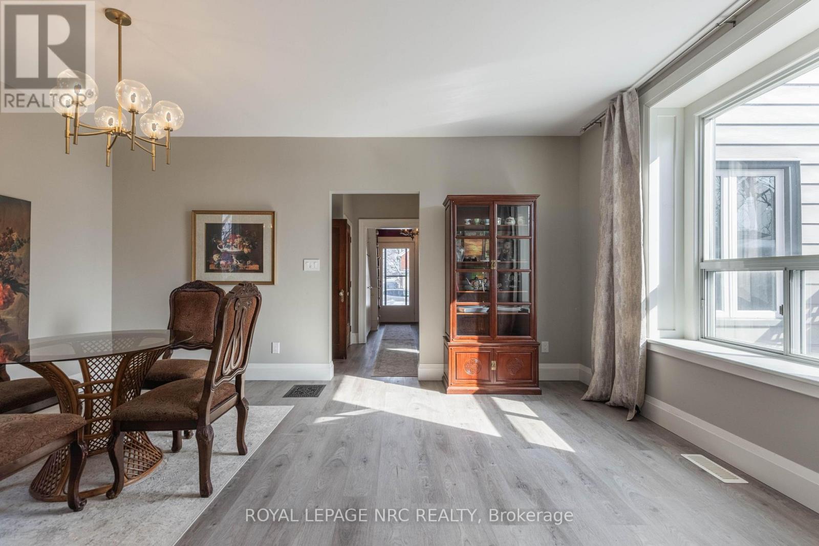 49 Welland Street S, Thorold, Ontario  L2V 2B6 - Photo 13 - X12837096